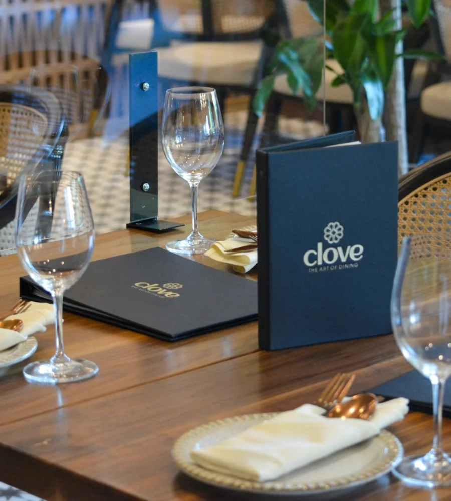 Clove-Restro